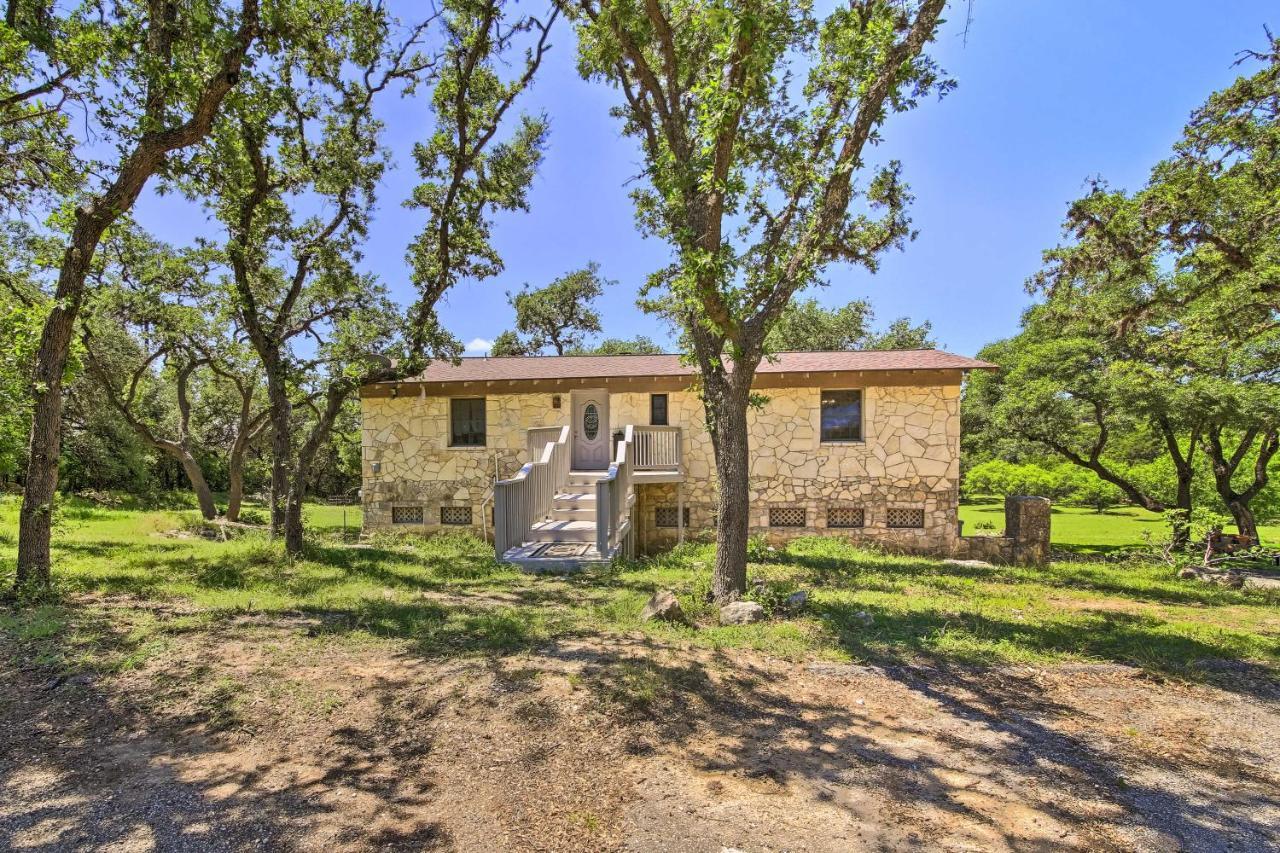 Countryside Cottage 17 Mi To Downtown Сан Антонио Екстериор снимка